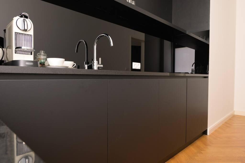 Gemuetliches Und Modernes Apartment,44 M² Vienna Luaran gambar