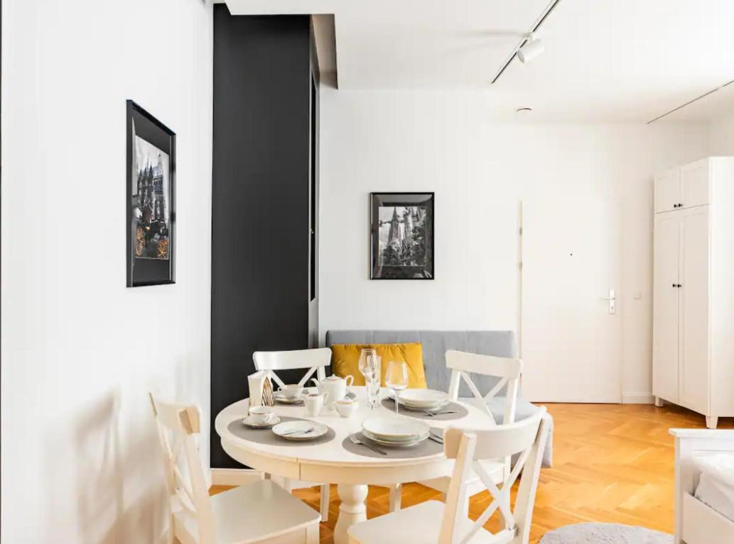 Gemuetliches Und Modernes Apartment,44 M² Vienna Luaran gambar